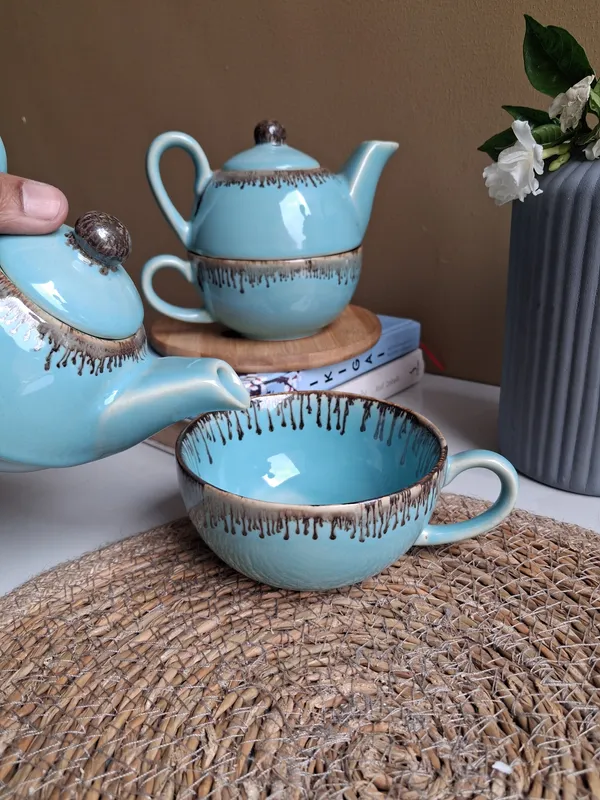 Craftokri_Stylish_Cup_&_Small_Kettle_Set(Set_of_2)