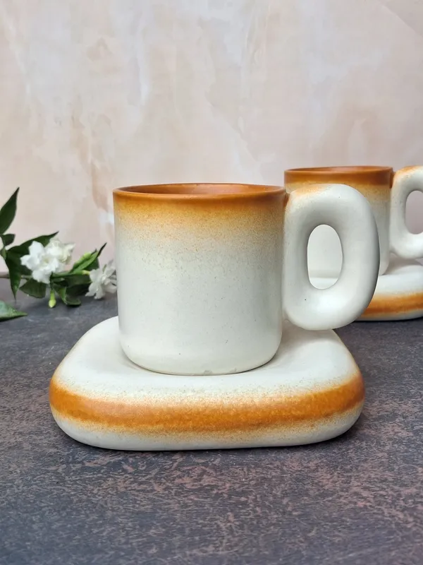 Dual_Color_Large_Stylish_Mug_&_Saucer_Set(Set_of_2)-_350ml