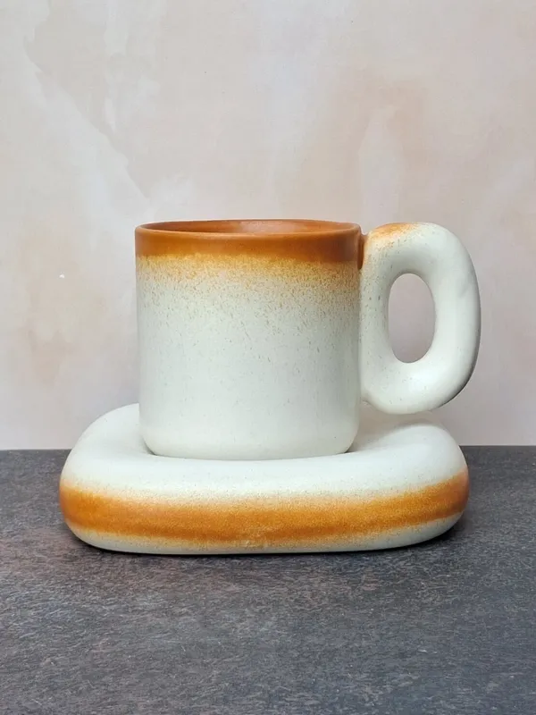 Dual_Color_Large_Stylish_Mug_&_Saucer_Set(Set_of_2)-_350ml