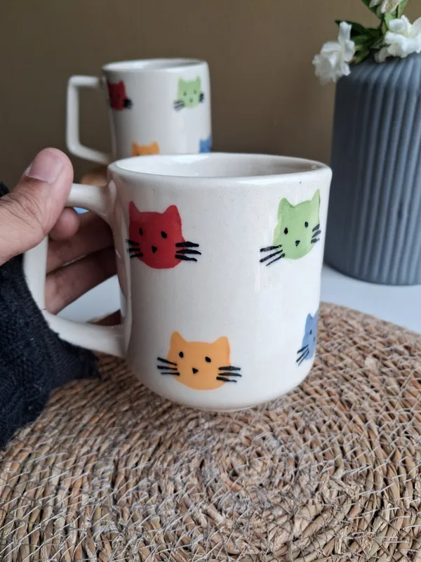 Cat_Face_Design_Ceramic_Coffee_Mug_Artisanal_Charm-_Medium(250ml)