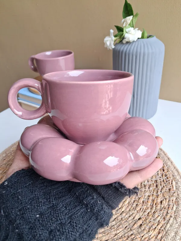 Magenta_Glaze_Finish_Small_Cup_With_Stylish_Saucer(Set_of_2)
