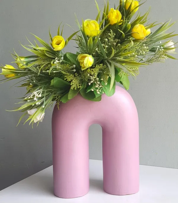 Pink_Ceramic_Vase__Large_Sized_19X10X30_Cm