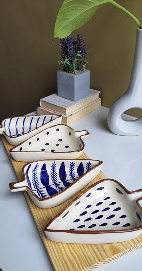 Handcrafted_Set_of_4_Serving_Platters_with_Tray_-_Elegant_Dining_Essentials