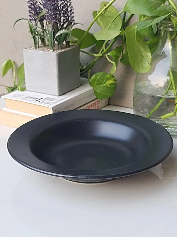 Medium_Ceramic_Pasta_Plate_-_23x23x5_cm,_Matte_Black,_Handcrafted_in_India_Black