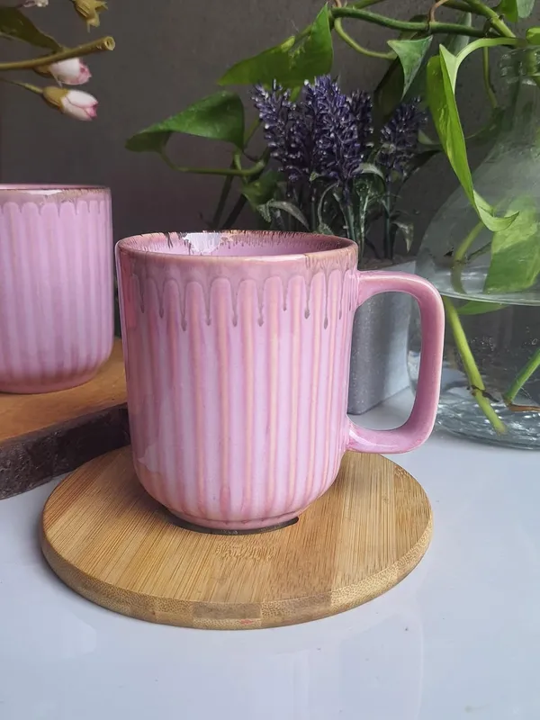Handcrafted_Ceramic_Coffee_Mug:_Petite_Charm,_Glossy_Finish,_9.5x9.5x10.5cm_-_Pink