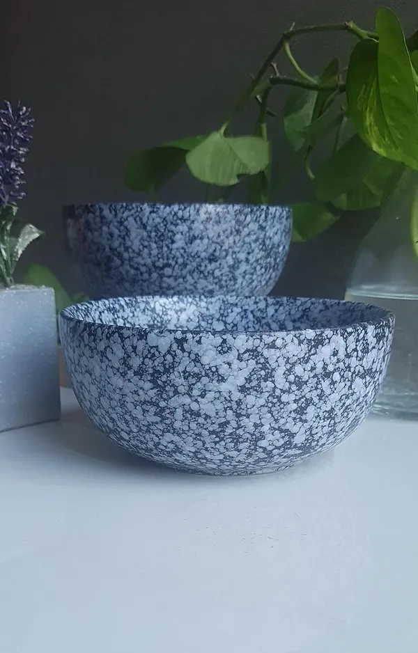 Ceramic_Handcrafted_Black_&_White_Asymmetrical_Pattern_Serving_Cum_Snack_Bowl