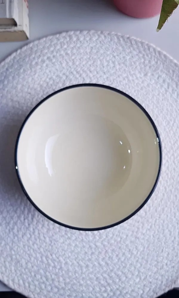 Ceramic_Handcrafted_Serving_Cum_Snack_Bowl:_(16cmx8cm)-_Cream