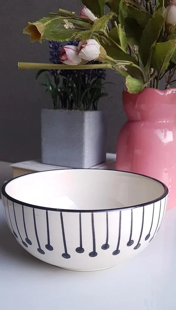 Ceramic_Handcrafted_Serving_Cum_Snack_Bowl:_(16cmx8cm)-_Cream