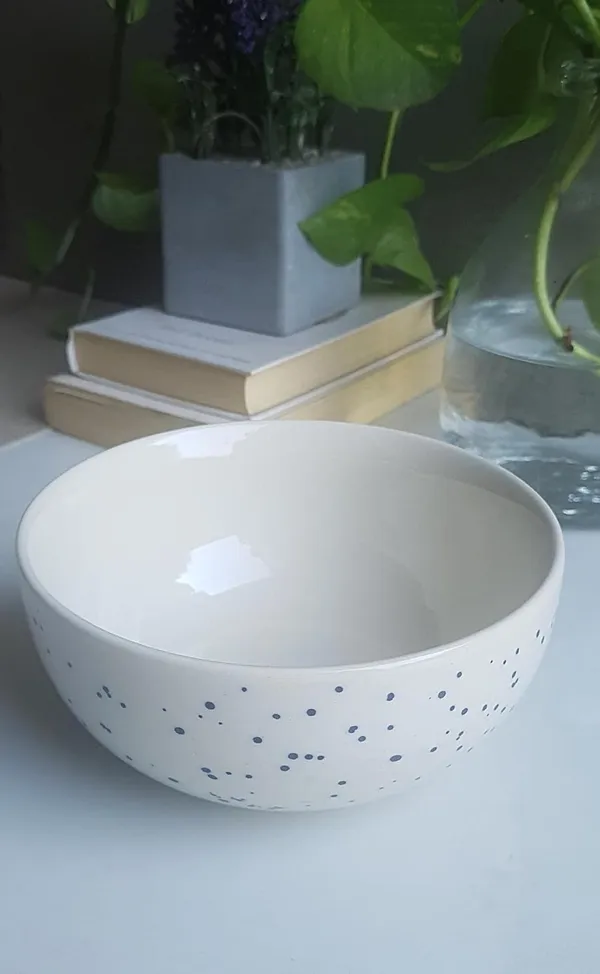 Ceramic_Handcrafted_Blue_Dotted_Serving_Cum_Snack_Bowl:_(16x8_cm)-Cream