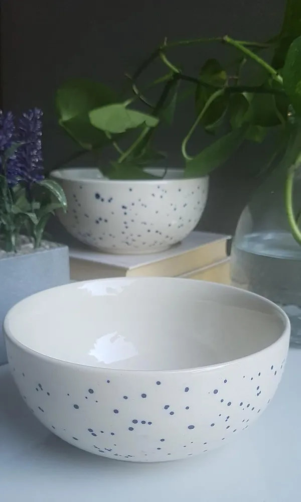 Ceramic_Handcrafted_Blue_Dotted_Serving_Cum_Snack_Bowl:_(16x8_cm)-Cream
