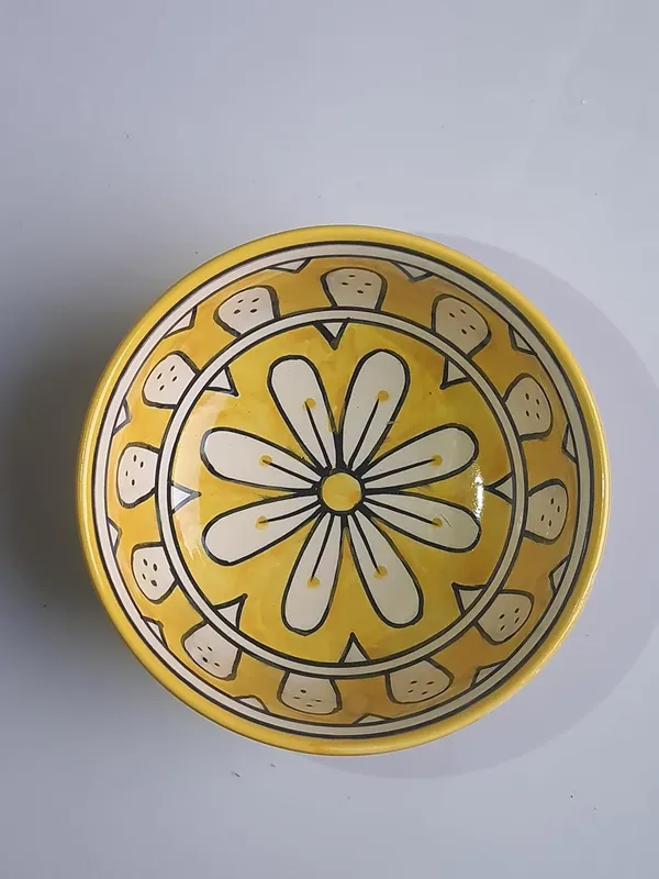 Ceramic_Handcrafted_Yellow_Floral_Pattern_Serving_Cum_Snack_Bowl