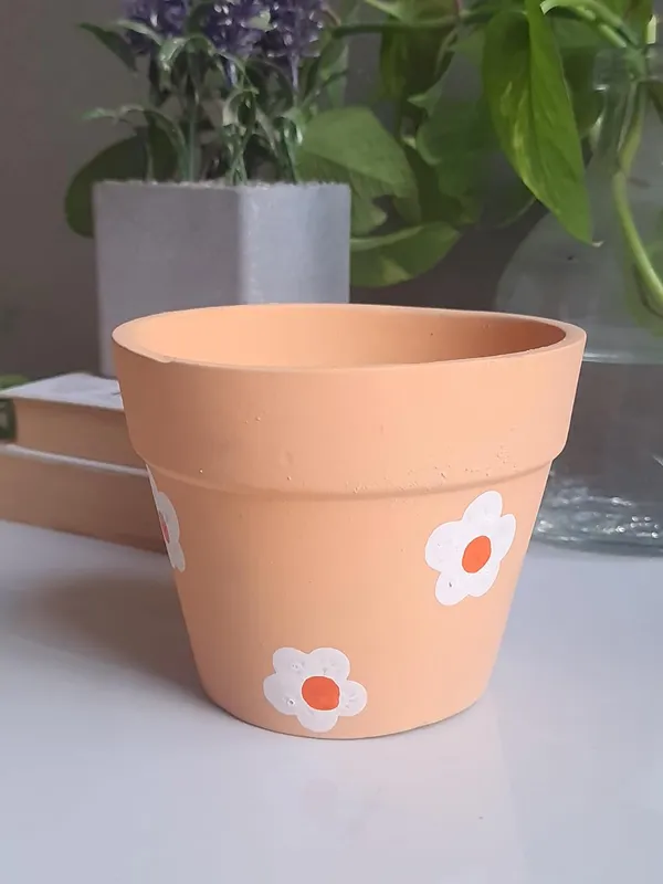 Ceramic_Handcrafted_Floral_Portable_Flower_Pot__Perfect_for_Small_Plants_&_Succulents-_Fire_Bush(11x11x10cm)