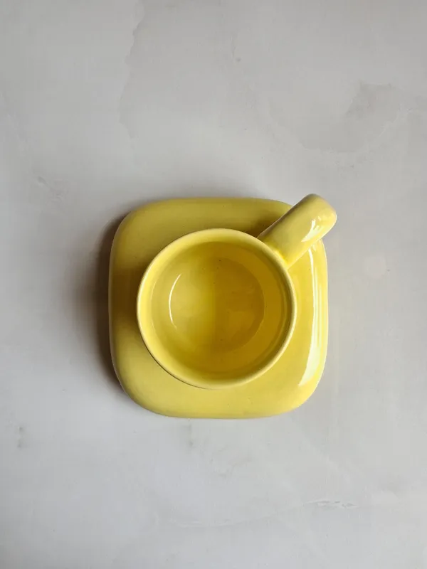 Yellow_Large_Stylish_Mug_&_Saucer_Set(Set_of_2)-_350ml