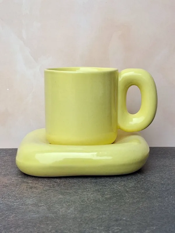 Yellow_Large_Stylish_Mug_&_Saucer_Set(Set_of_2)-_350ml