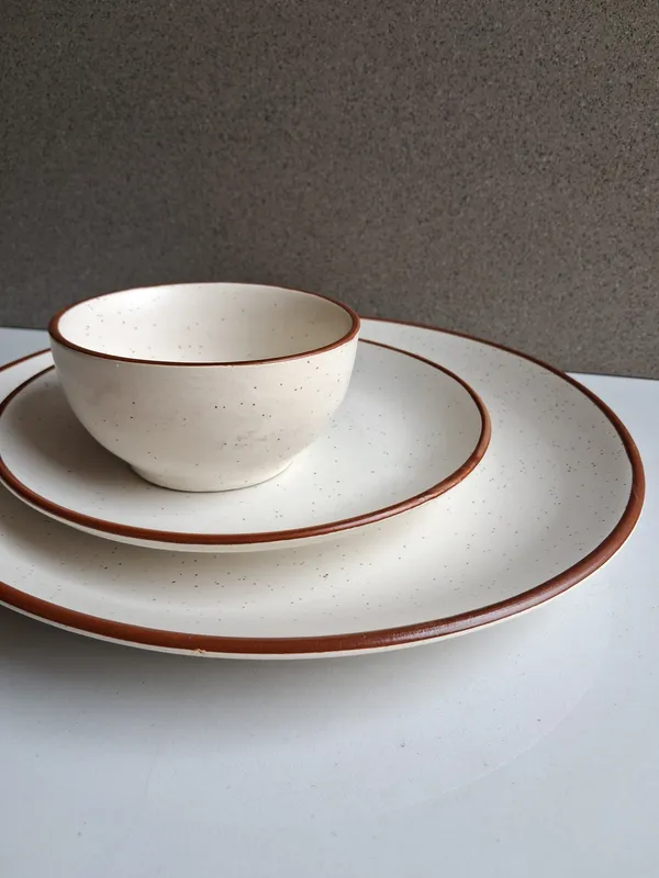 Cream_Ceramic_Dinner_Set,_Full_Plate,_Quarter_Plate_&_Bowl_(Pack_Of_3)