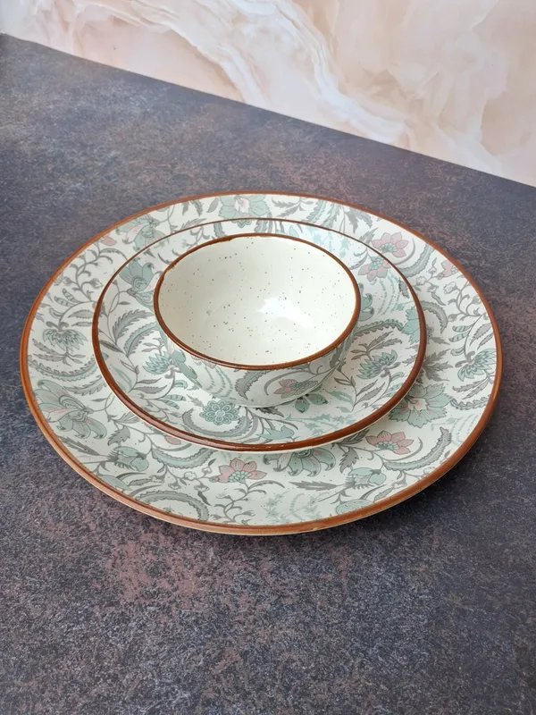 Ceramic_Dinnerware_Set_With_Floral_Design,_Full_Plate,_Quarter_Plate_&_Bowl,_Stylish_And_Functional_(Pack_Of_3)