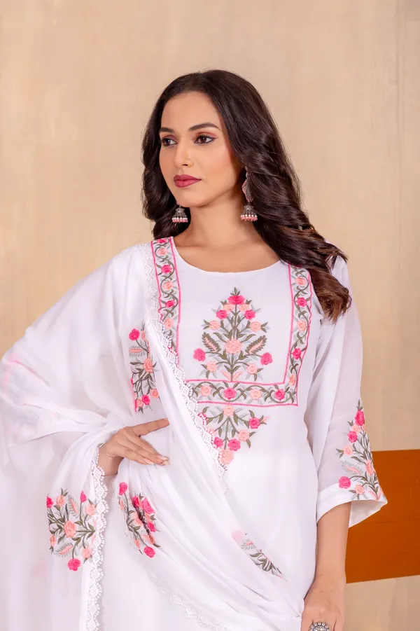 White_Heavy_Faux_Georgette_Kurta_Set_With_Embroidery_Work__For_Women