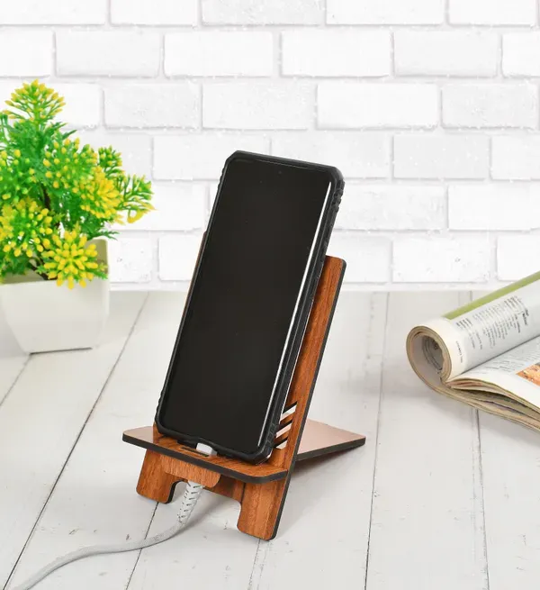Brown_Wooden_Portable_Mobile_Stand_For_Home,_Office_Table,_Compatible_With_All_Smartphone