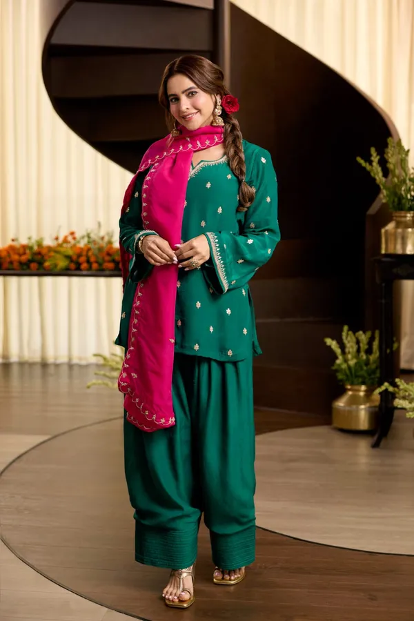 Green_crepe_farshi_suit_set