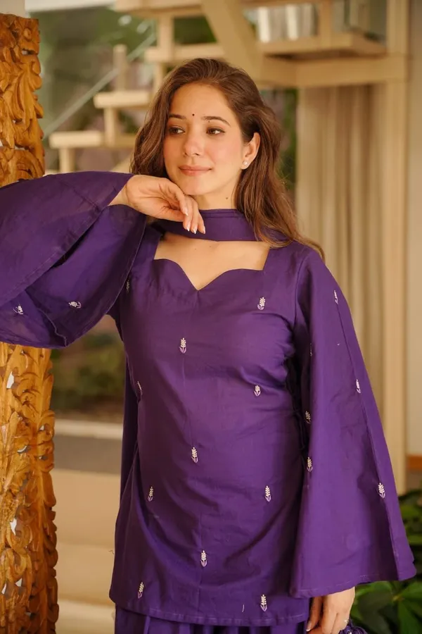 Purple_farshi_embroidery_suit_set_