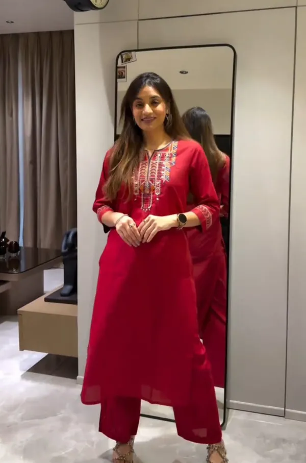Red_cotton_embroidery_kurta_set_