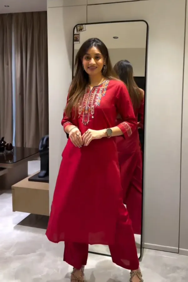 Red_cotton_embroidery_kurta_set_
