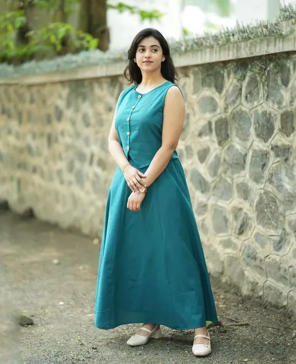 Stylish_Teal_Round_Neck_Maxi_Dress_For_Women