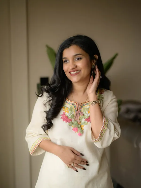 White_embroidery_cotton_co-rd_set