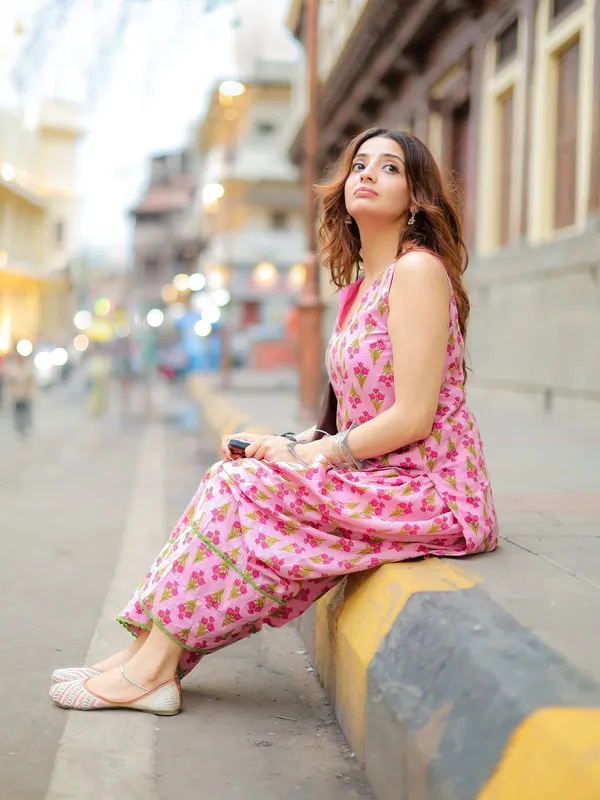 pink_buta_farshi_suit_set_