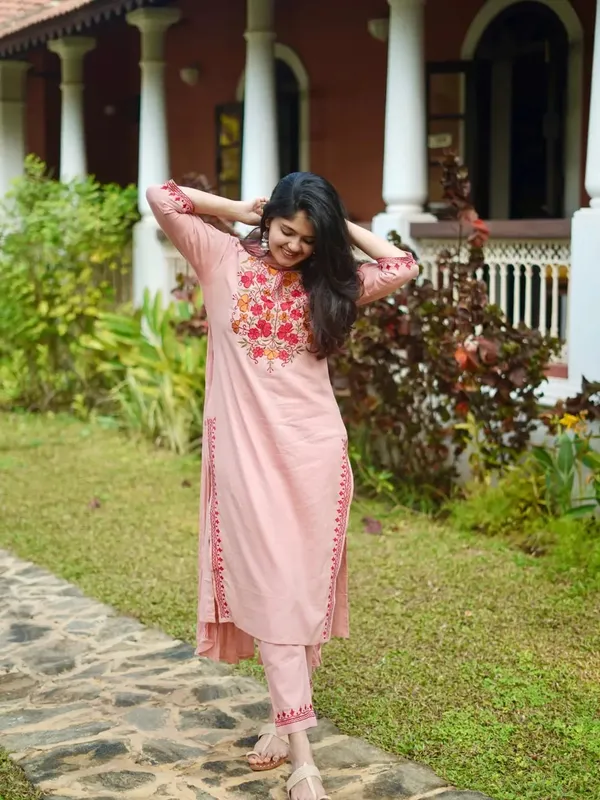 Pink_Khadi_Cotton_Suit_Set