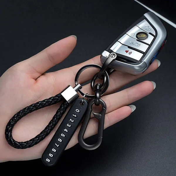 Anti_Lost_Car_Keychain_with_Phone_Number_Pendant_-Key_Chain_With_Telephone_Number_Plate