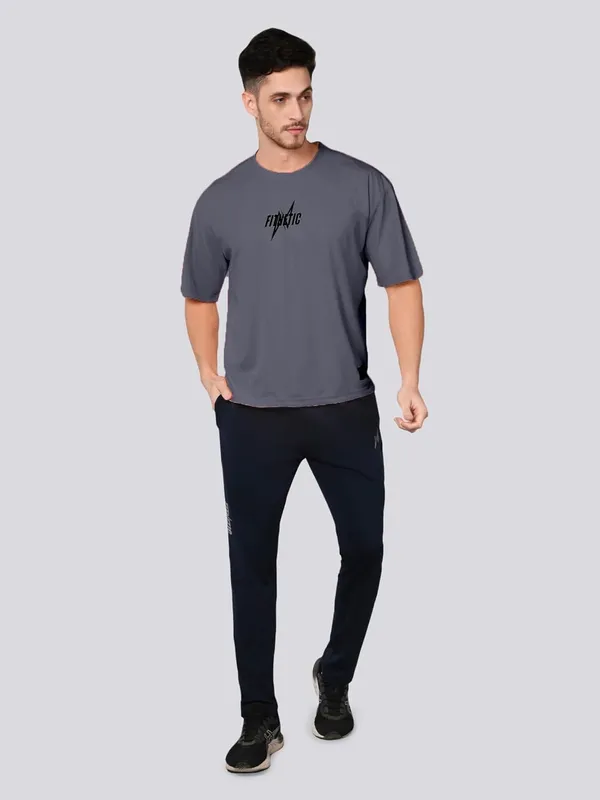 Grey_Solid_Oversized_Round_Neck_Comfort_T-shirt
