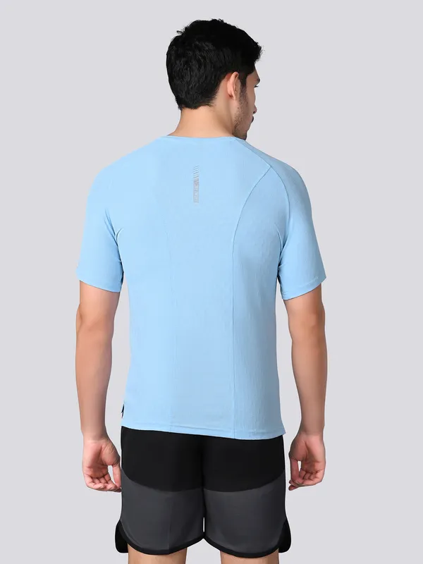 Unstoppable_Pouder_Blue_Tee