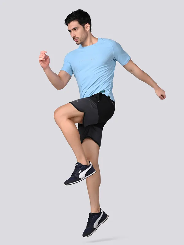 Unstoppable_Pouder_Blue_Tee