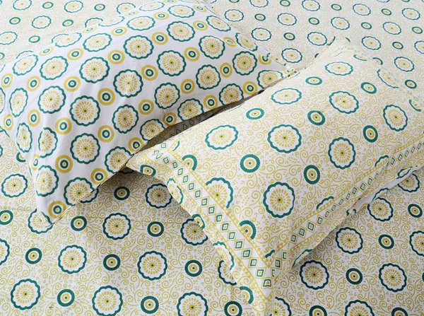 Elegant_Cotton_Bedsheet_Set_for_Perfect_Comfort–_Size_120x120_CEL