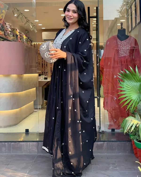 Black_Cotton_Embroidered_Kurta_pant_with_Dupatta_Set