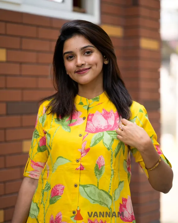 Yellow_Lotus_Cotton_Co-Ord_Set_For_Women