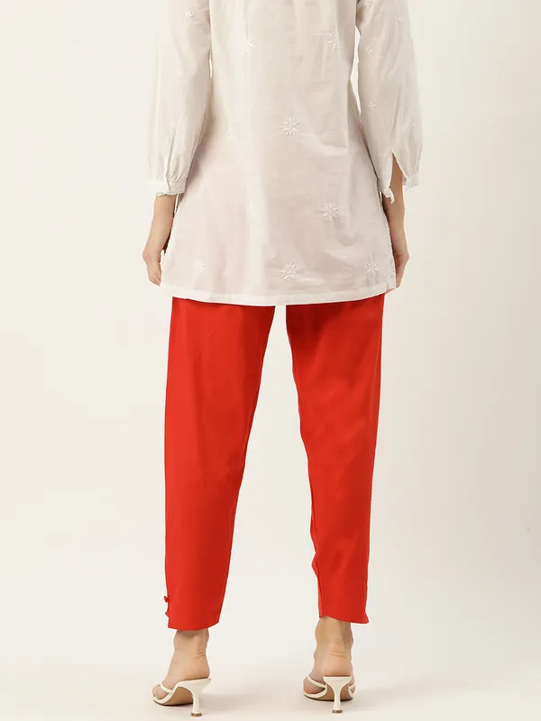 Red_Pure_Cotton_Two_Pockets_Mid-RIse_Regular_Fit_Cropped_Pant