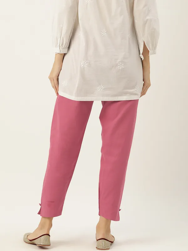 Rust_Pure_Cotton_Two_Pockets_Mid-RIse_Regular_Fit_Cropped_Pant