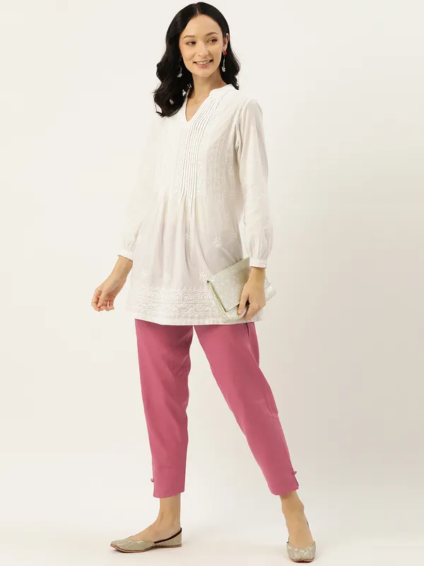 Rust_Pure_Cotton_Two_Pockets_Mid-RIse_Regular_Fit_Cropped_Pant