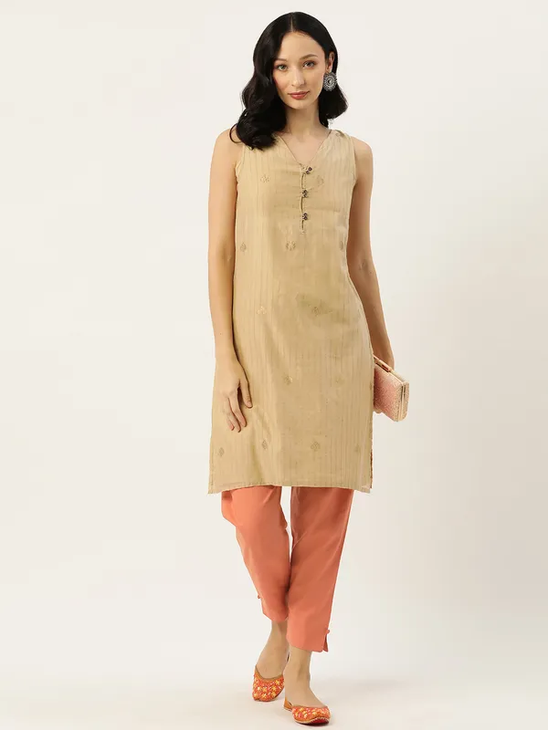 Peach_Rust_Pure_Cotton_Two_Pockets_Mid-RIse_Regular_Fit_Cropped_Pant