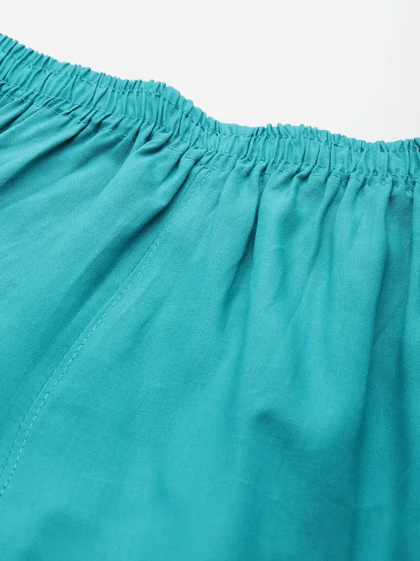 Peacock_Green_Pure_Cotton_Two_Pockets_Mid-RIse_Regular_Fit_Cropped_Pant