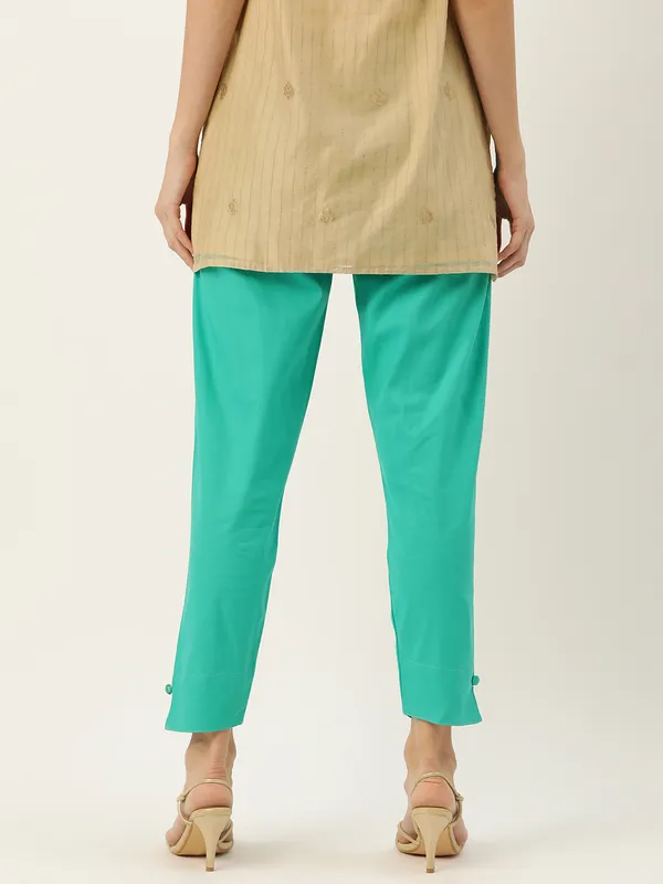 Sea_Green_Pure_Cotton_Two_Pockets_Mid-RIse_Regular_Fit_Cropped_Pant