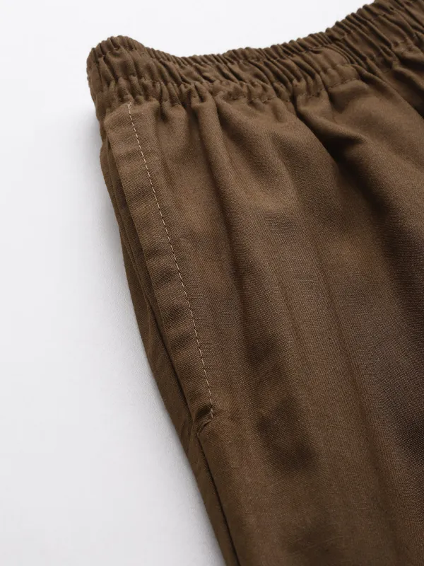 Brown_Pure_Cotton_Two_Pockets_Mid-RIse_Regular_Fit_Cropped_Pant