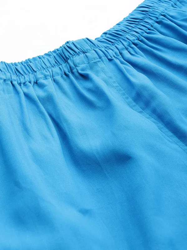 Sky_Blue_Pure_Cotton_Two_Pockets_Mid-RIse_Regular_Fit_Cropped_Pant