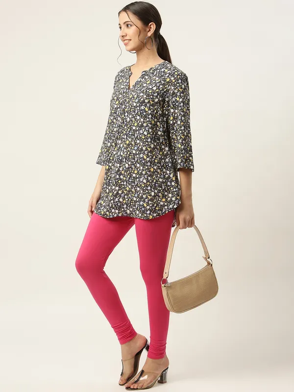 Pink_Viscose_Rayon_Elasticated_Waistband_Churidaar_Length_Leggings_For_Women_&_Girls
