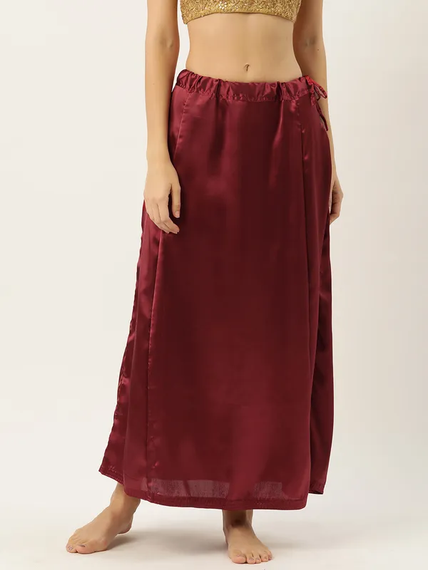 Maroon_Elastane_Flared_Saree_Petticoat_For_Women
