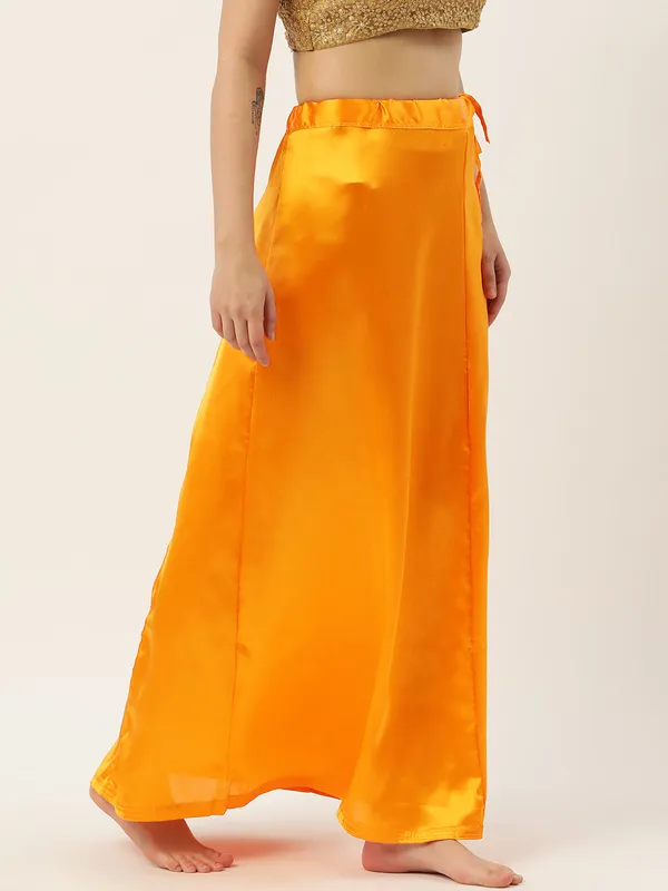 Sunset_Orange_Elastane_Flared_Saree_Petticoat_For_Women
