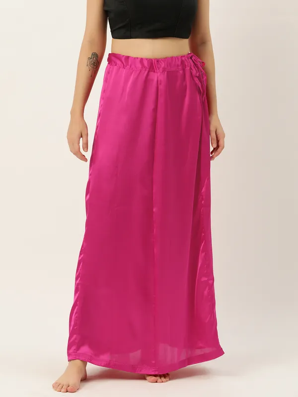Magenta_Elastane_Flared_Saree_Petticoat_For_Women