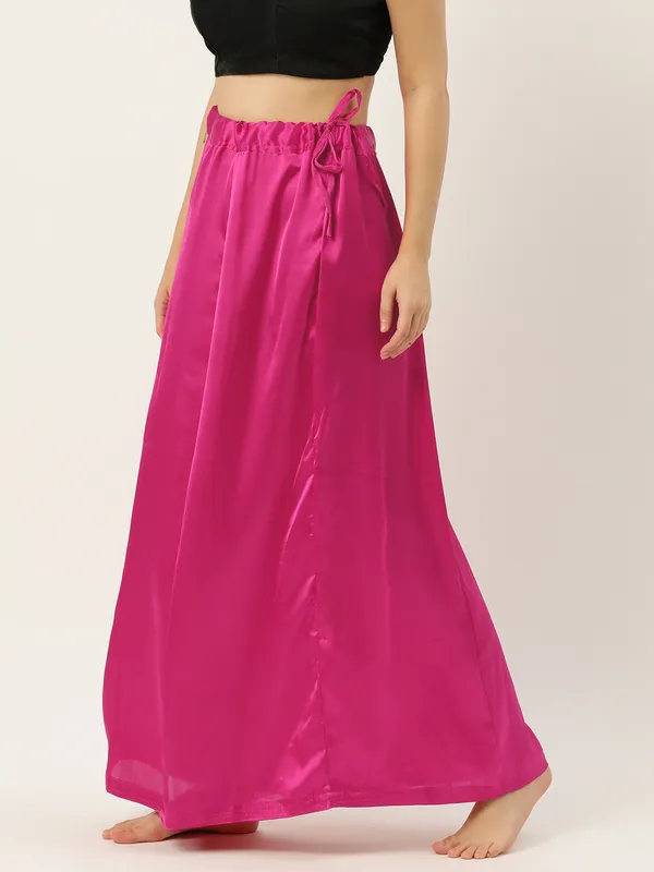 Magenta_Elastane_Flared_Saree_Petticoat_For_Women